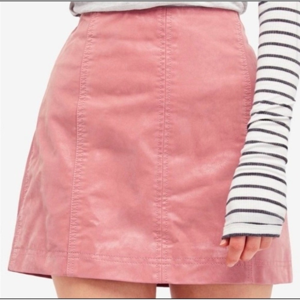 Free People Pressed Flowers Skirt Womens 8 Pink Mini‎ Barbiecore Girly Edgy Chic